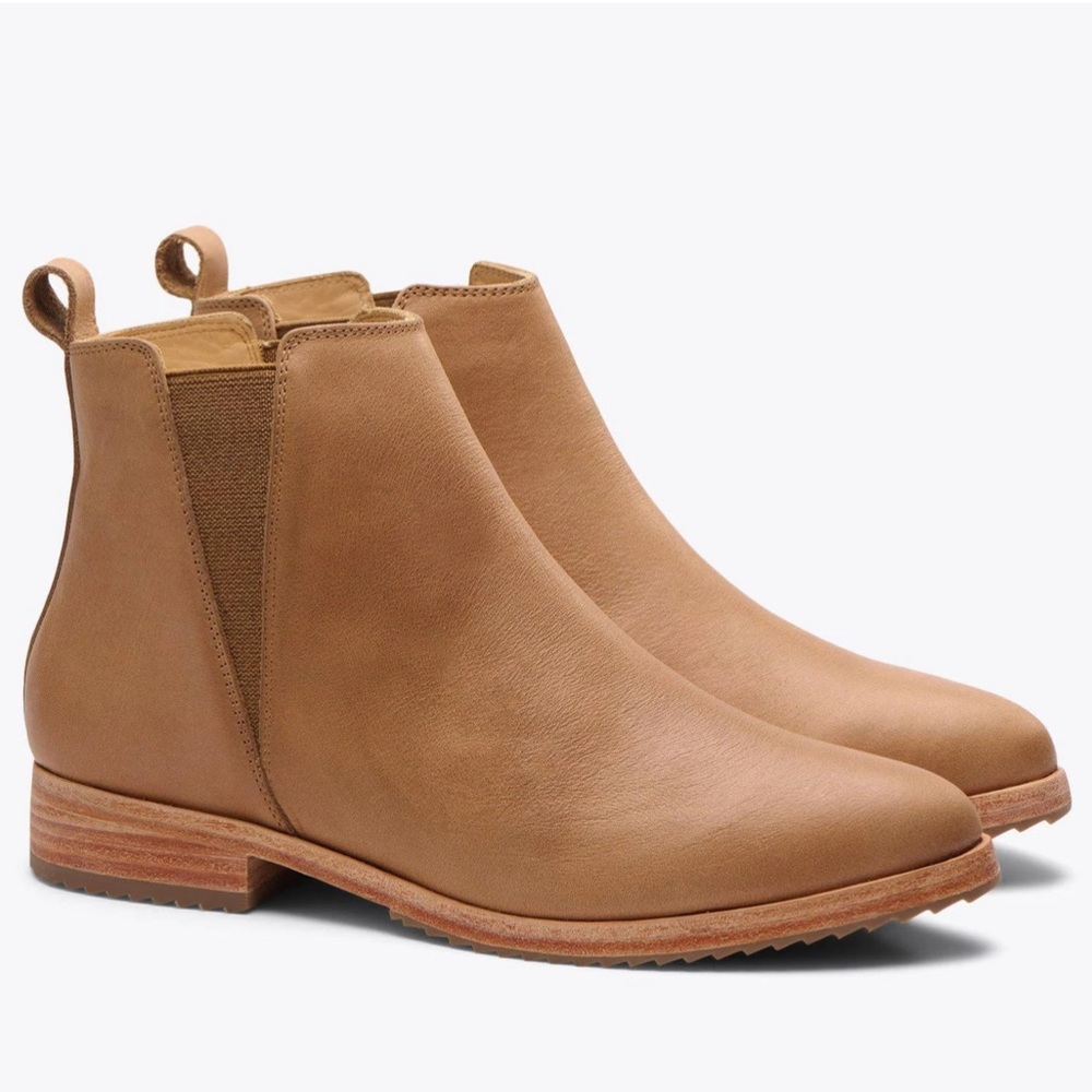 NISOLO Everyday Chelsea Boot NWOT